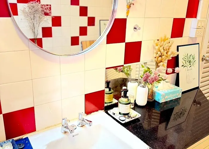 Entire House 6 People 3beds 2baths Near Bts Asoke Terminal21 度假居 曼谷