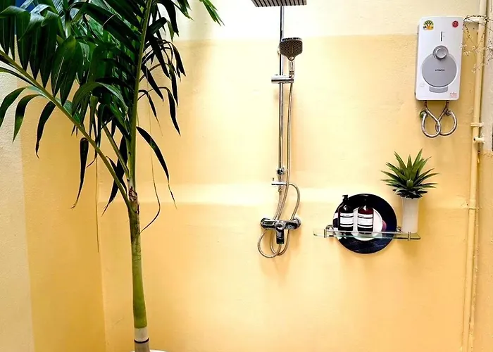 Entire House 6 People 3beds 2baths Near Bts Asoke Terminal21 *